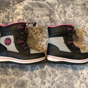 Girls totes winter boots size 13